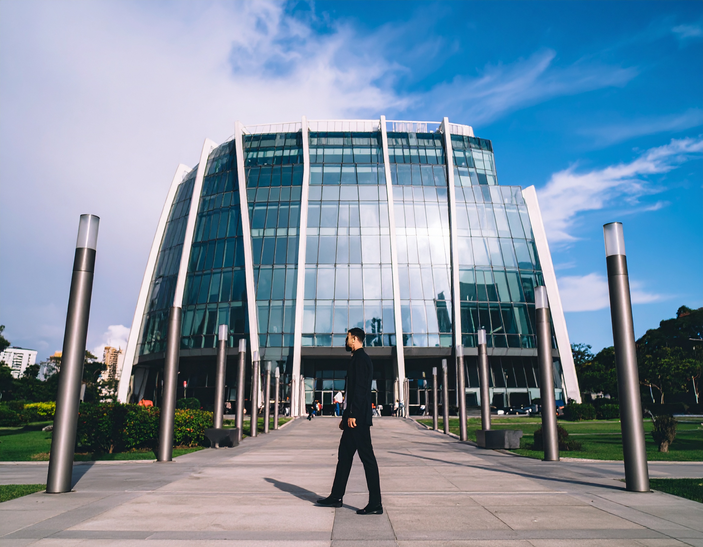 Premium Analysis of Transnational Companies